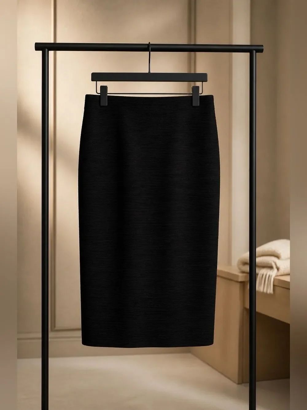 Premise Classic Black Pencil Skirt Size Medium
